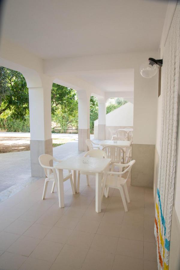 Residence Adriatico Mattinata Bagian luar foto