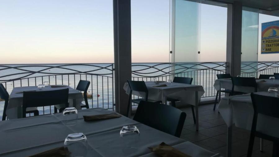 Residence Adriatico Mattinata Bagian luar foto