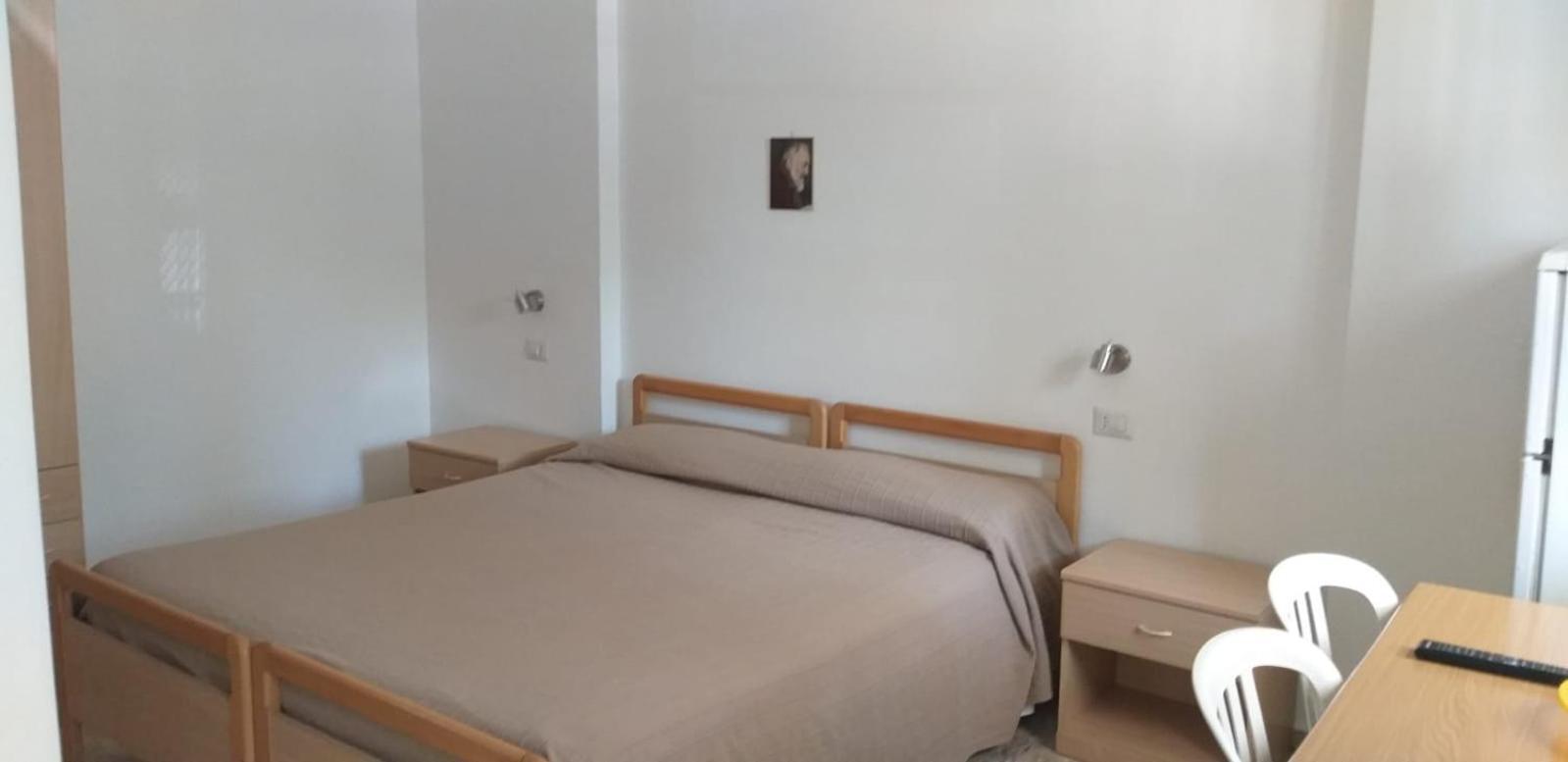 Residence Adriatico Mattinata Bagian luar foto